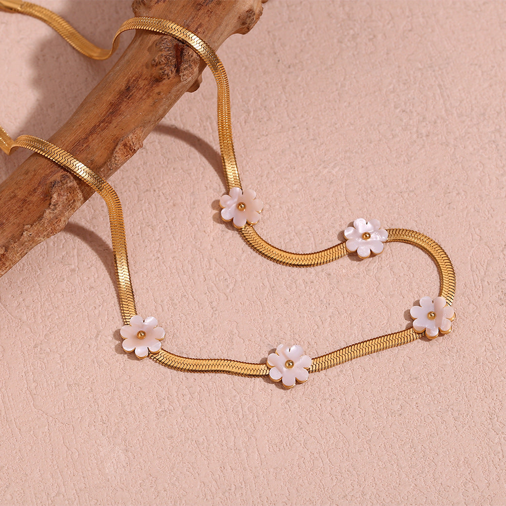 Flower Necklace