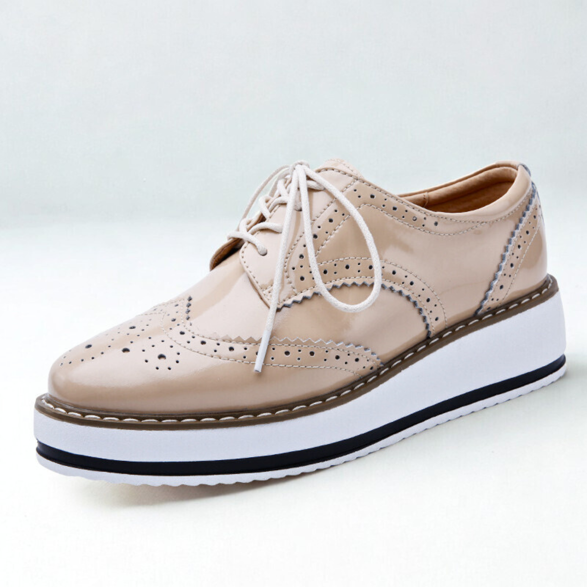 Sapatos de plataforma Lustra