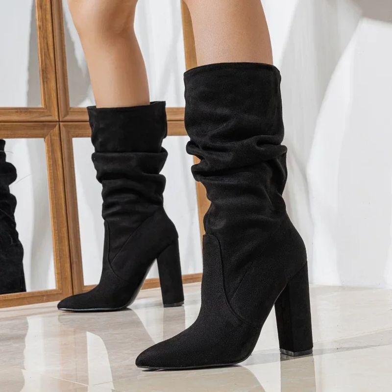 Botas de Suede Slouchy de Serena