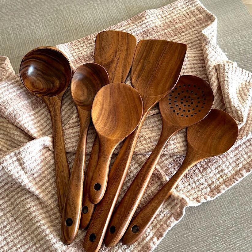 Conjunto de cozinha de tea de teca esculpida à mão